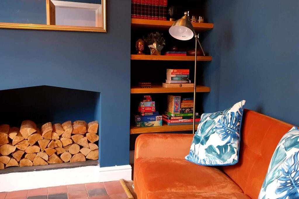 Gorgeous Victorian House Sleeps 6 In Cardiff Villa ภายนอก รูปภาพ