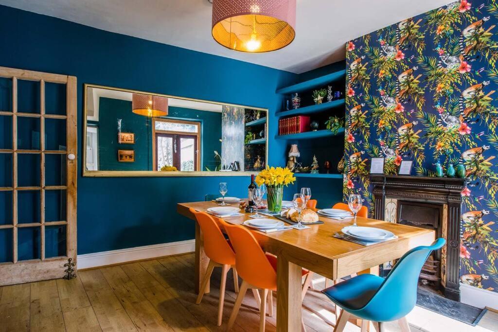 Gorgeous Victorian House Sleeps 6 In Cardiff Villa ภายนอก รูปภาพ