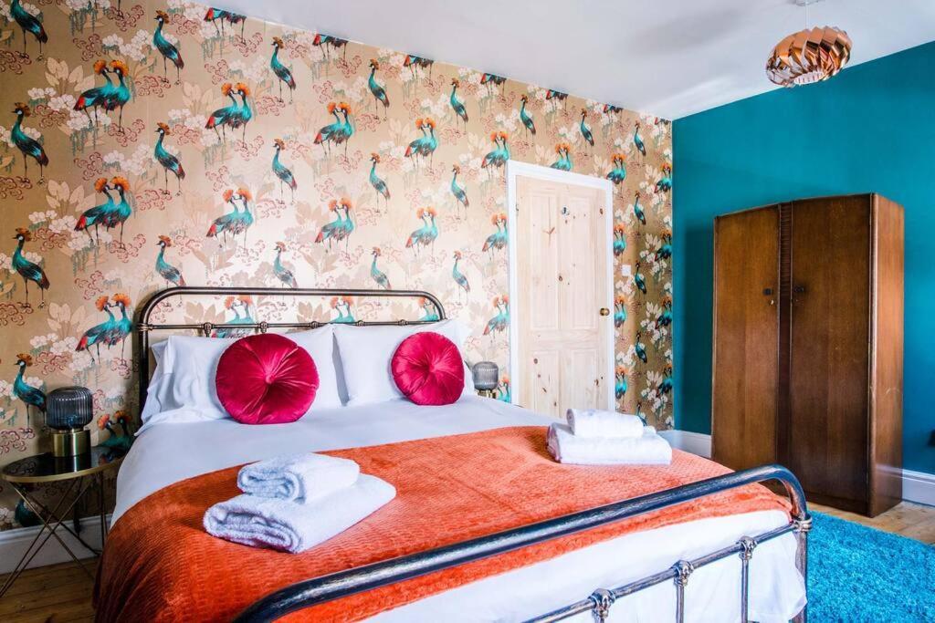 Gorgeous Victorian House Sleeps 6 In Cardiff Villa ภายนอก รูปภาพ