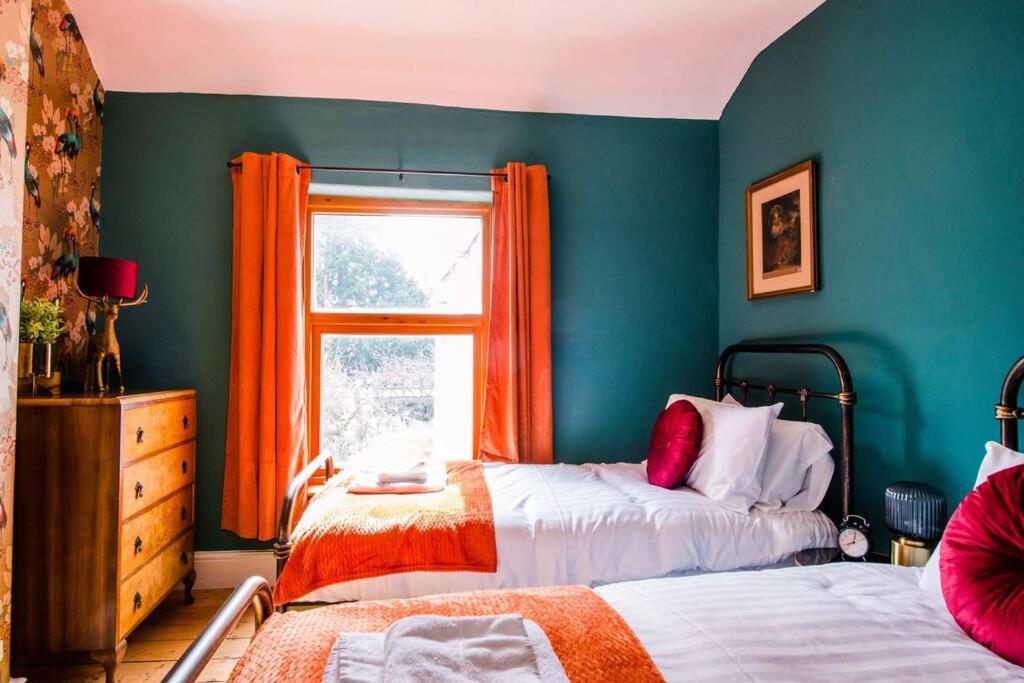 Gorgeous Victorian House Sleeps 6 In Cardiff Villa ภายนอก รูปภาพ
