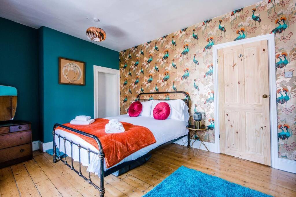 Gorgeous Victorian House Sleeps 6 In Cardiff Villa ภายนอก รูปภาพ